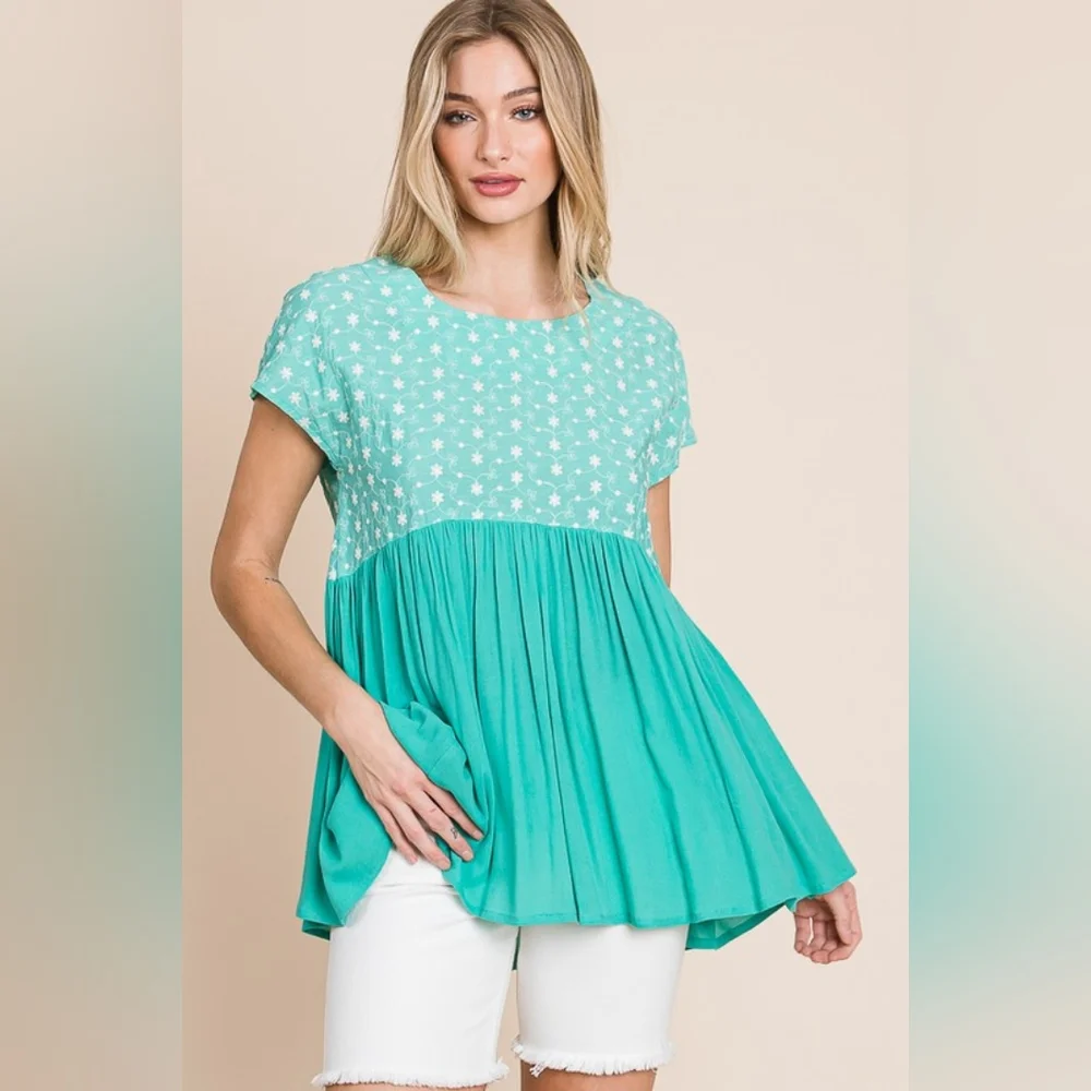 Lime 'N' Chili Full Size Embroidered Short Sleeve Pleated Babydoll Top Plus Size - Picture 4 of 13